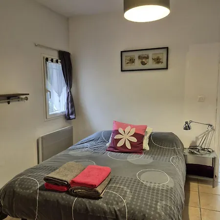 T3 Appt Cosy Au Calme Avec Parking A 5Min Plages Apartman *